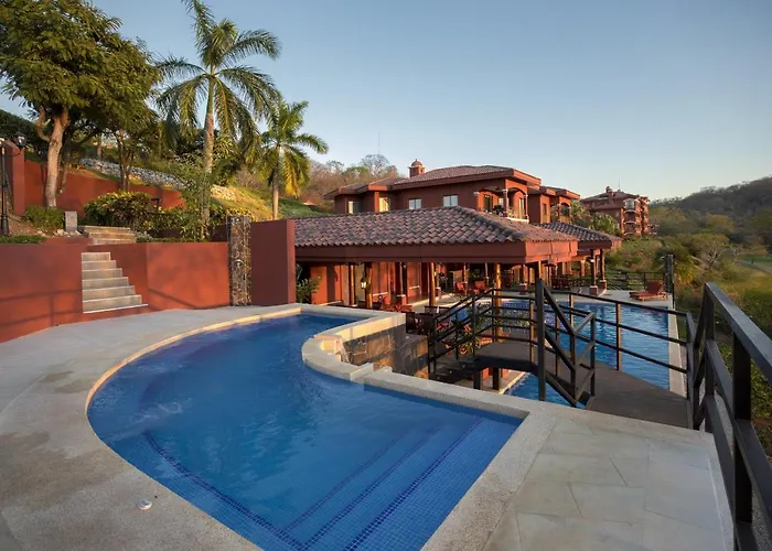 Сasa de vacaciones Tropical 2br With Partial Ocean View - Bougainvillea - Reserva Conchal
