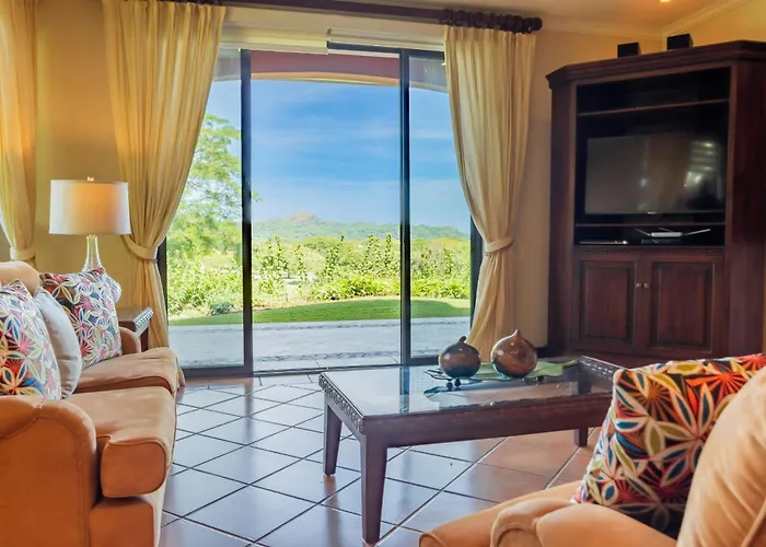 Tropical 2br With Partial Ocean View - Bougainvillea - Reserva Conchal Сasa de vacaciones