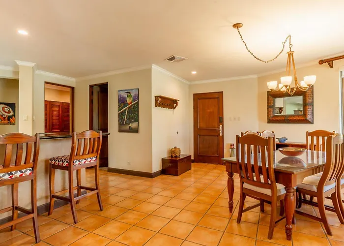Сasa de vacaciones Tropical 2br With Partial Ocean View - Bougainvillea - Reserva Conchal Playa Conchal