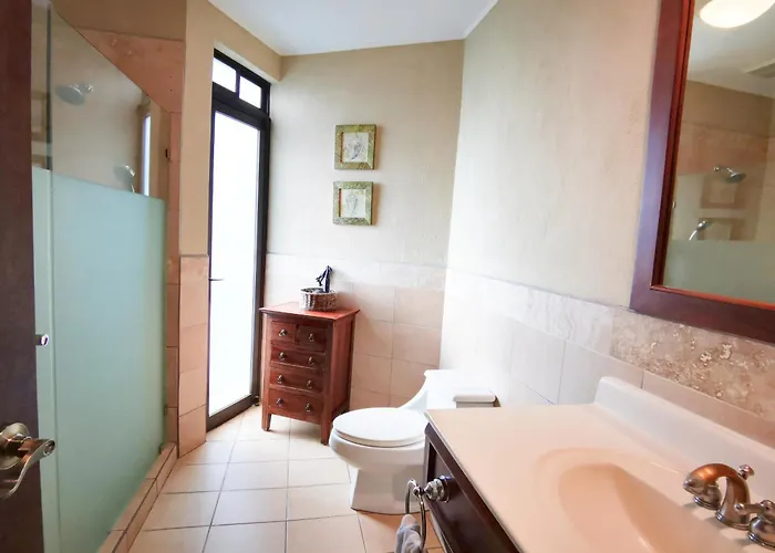 Сasa de vacaciones Tropical 2br With Partial Ocean View - Bougainvillea - Reserva Conchal *