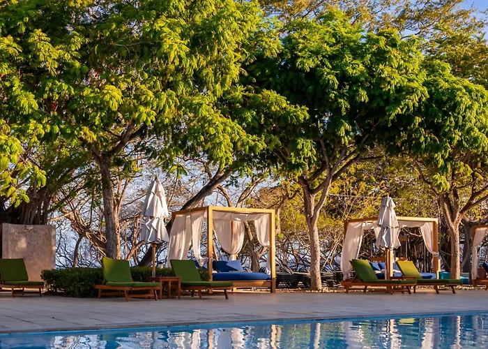 Tropical 2br With Partial Ocean View - Bougainvillea - Reserva Conchal Сasa de vacaciones *